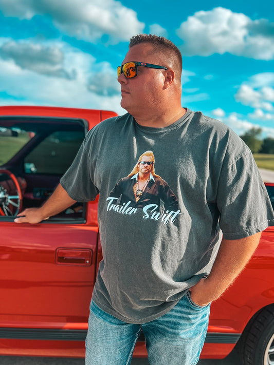 TRAILER SWIFT TEE